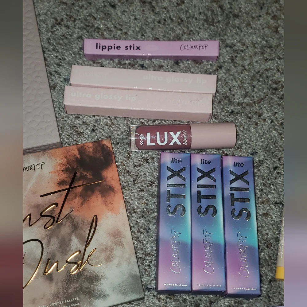 Colorpop bundle - Picture 6 of 16